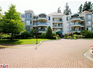 Photo 1: 203 1725 MARTIN Drive in Surrey: Sunnyside Park Surrey Condo for sale in "SOUTH WYND" (South Surrey White Rock)  : MLS®# F1217511