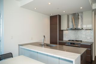 Photo 10: 4010 4670 ASSEMBLY Way in Burnaby: Metrotown Condo for sale in "STATION SQUARE 2" (Burnaby South)  : MLS®# R2862792
