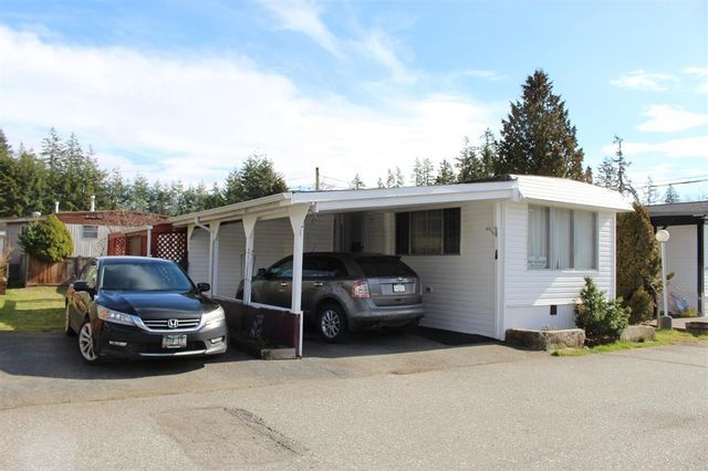 Main Photo: 14 3031 200 Street in Langley: Brookswood Langley Manufactured Home for sale in "CEDAR CREEK" : MLS®# R2802230