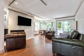 Photo 2: 104 4696 W 10TH Avenue in Vancouver: Point Grey Townhouse for sale in "University Gate" (Vancouver West)  : MLS®# R2639585