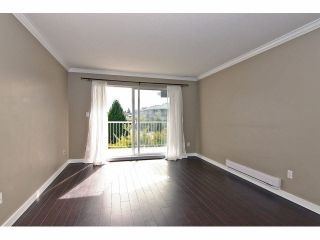 Photo 4: 301 2780 WARE Street in Abbotsford: Central Abbotsford Condo for sale in "Chelsea House" : MLS®# R2110446
