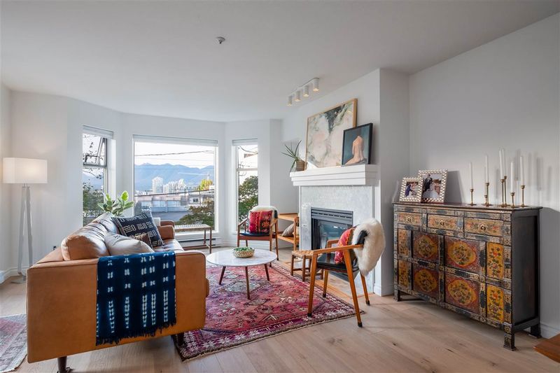 FEATURED LISTING: 205 - 55 10TH Avenue East Vancouver