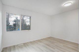 Photo 8: 2739 Dovely Park SE in Calgary: Dover Row/Townhouse for sale : MLS®# A1195623