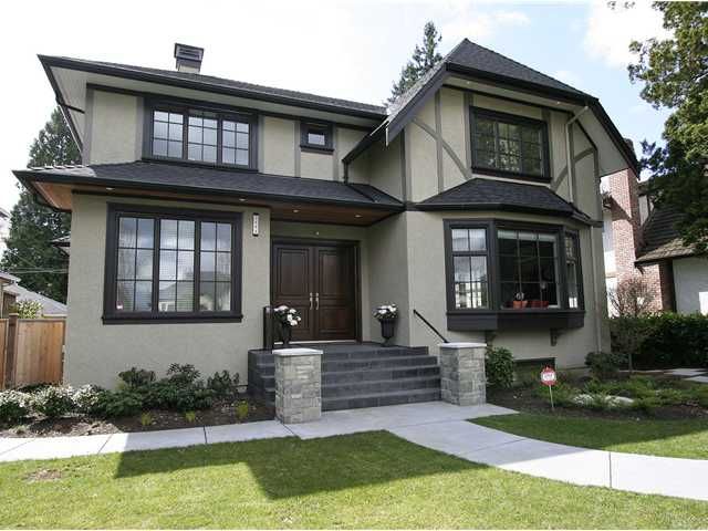 Main Photo: 2488 W 34TH Avenue in Vancouver: Quilchena House for sale (Vancouver West)  : MLS®# V957177
