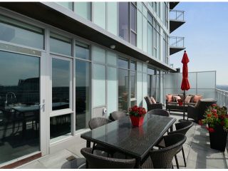 Photo 4: 4001 1372 SEYMOUR Street in Vancouver: Downtown VW Condo for sale in "THE MARK" (Vancouver West)  : MLS®# V1063331