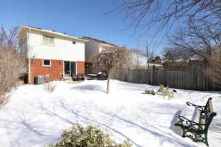 Photo 40: 2034 Glenada Crescent in Oakville: Iroquois Ridge North House (2-Storey) for sale : MLS®# W5971203