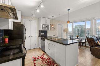 Photo 2: 3207 188 KEEFER Place in Vancouver: Downtown VW Condo for sale (Vancouver West)  : MLS®# R2642619