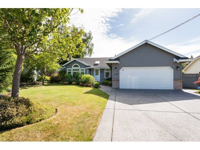 Main Photo: 1728 130 Street in Surrey: Crescent Bch Ocean Pk. House for sale in "Ocean Park" (South Surrey White Rock)  : MLS®# R2068224