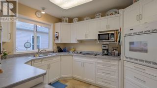 Photo 12: 1260 Raymer Avenue Unit# 404 in Kelowna: House for sale : MLS®# 10300430