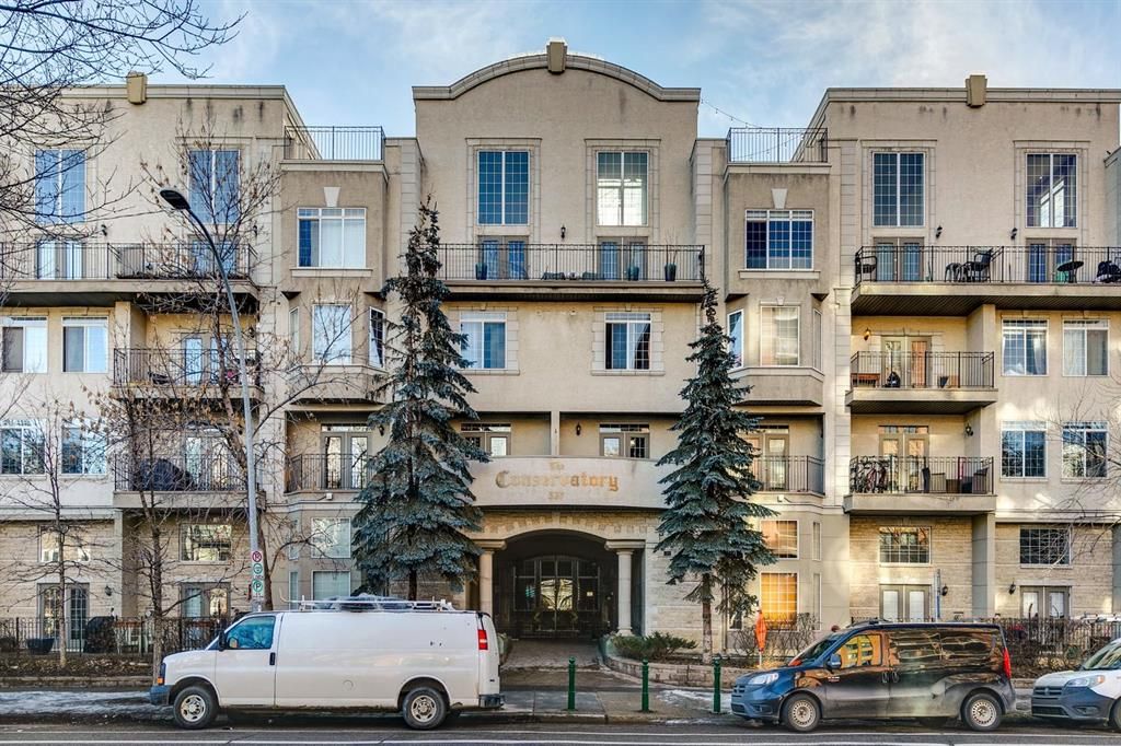 Main Photo: 220 527 15 Avenue SW in Calgary: Beltline Apartment for sale : MLS®# A2105920