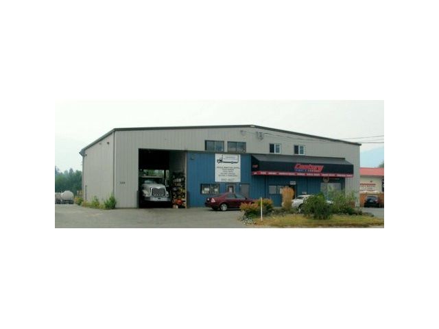 Main Photo: 1111 INDUSTRIAL Way in SQUAMISH: Business Park Commercial for sale (Squamish)  : MLS®# V4024120