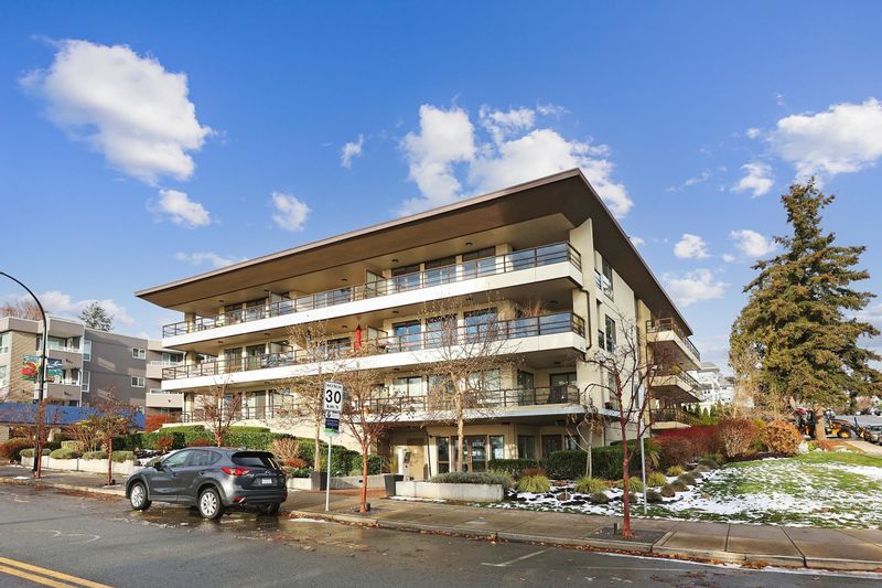 FEATURED LISTING: 306 - 15747 MARINE Drive White Rock