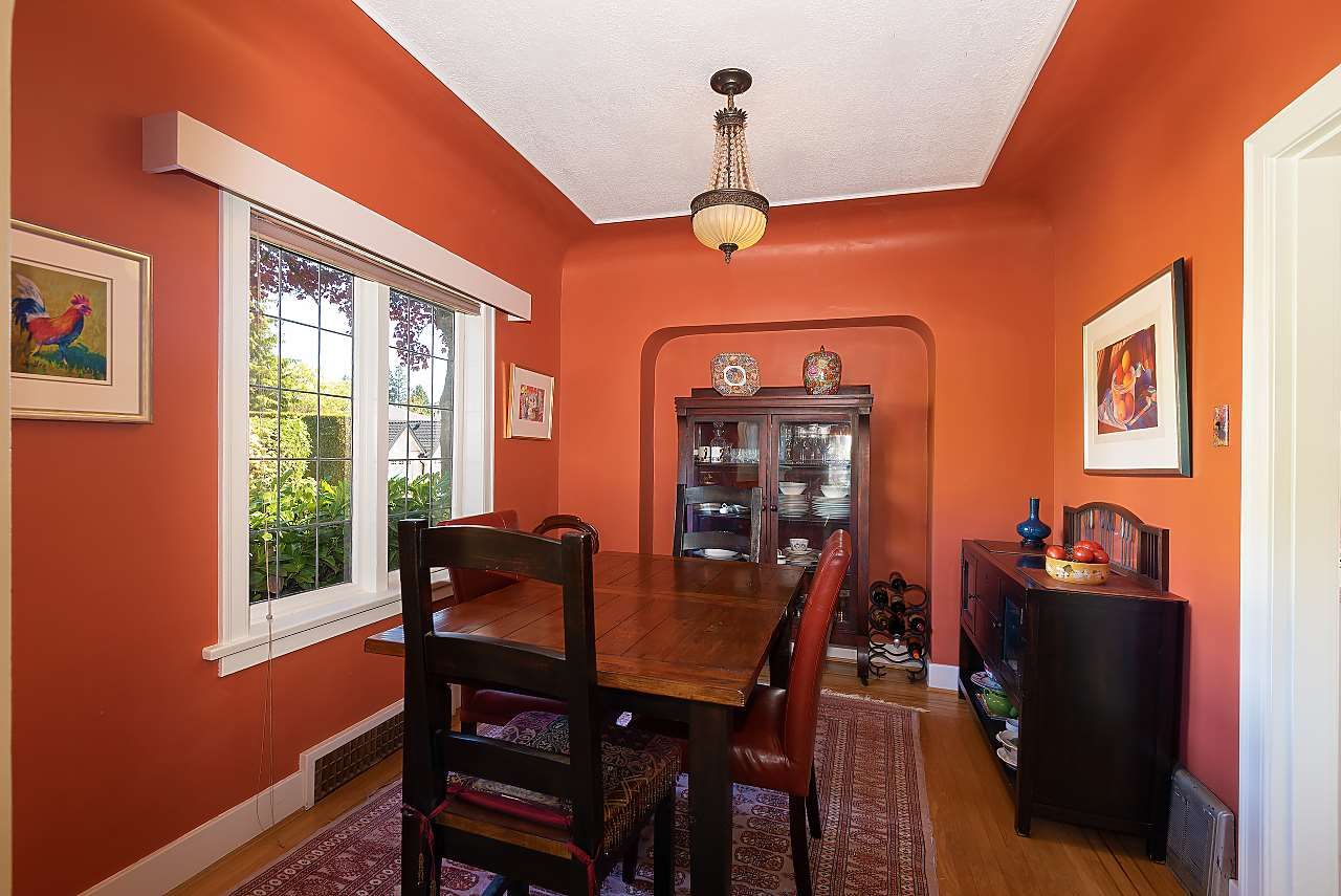 Photo 4: Photos: 2804 W 34TH Avenue in Vancouver: MacKenzie Heights House for sale (Vancouver West)  : MLS®# R2369184