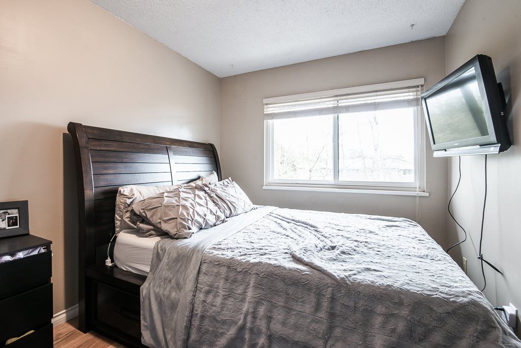 Photo 17: Photos: 3472 NAIRN Avenue in Vancouver: Champlain Heights Townhouse for sale in "COUNTRY LANE" (Vancouver East)  : MLS®# R2358449