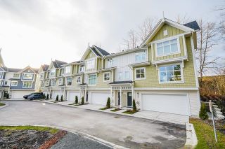 Photo 2: 2703 23061 LOUGHEED Highway in Maple Ridge: East Central Townhouse for sale : MLS®# R2714227