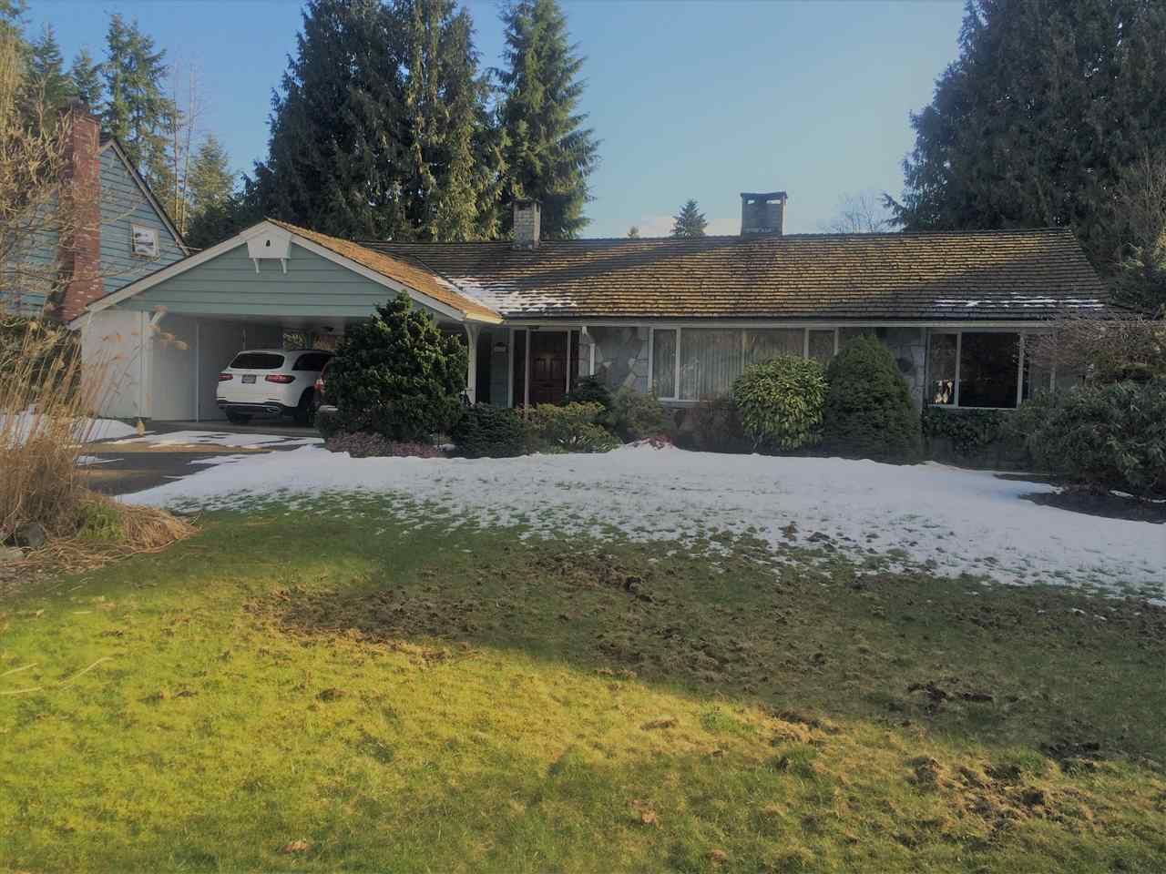 Main Photo: 470 GORDON Avenue in West Vancouver: Cedardale House for sale in "Cedardale" : MLS®# R2244893