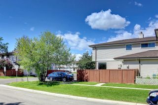 Photo 19: 21 1155 Falconridge Drive NE in Calgary: Falconridge Row/Townhouse for sale : MLS®# A1233763