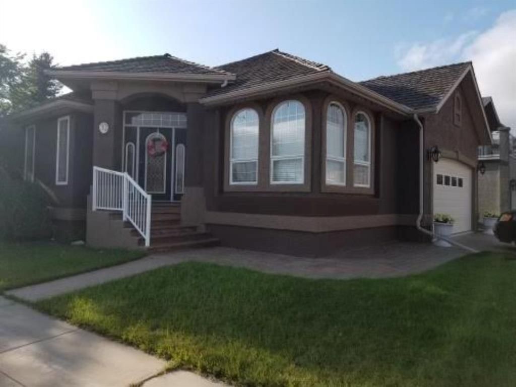 Main Photo: 32 Archer Drive: Red Deer Detached for sale : MLS®# A1206262