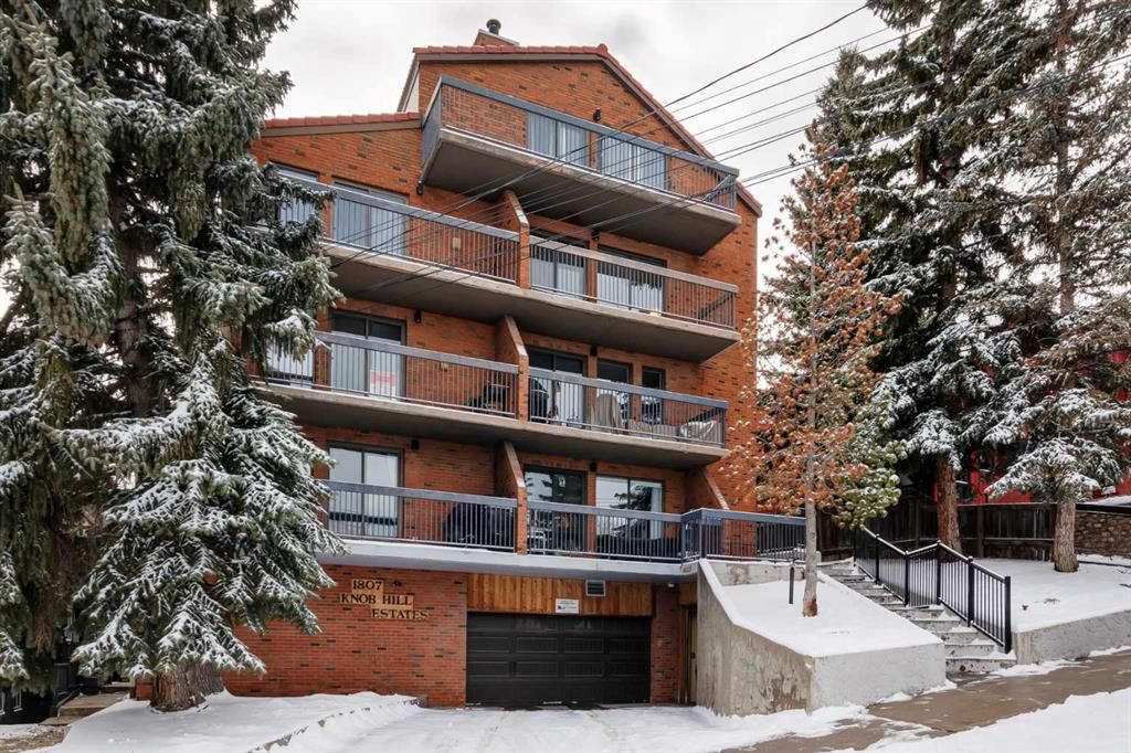 Main Photo: 205 1807 22 Avenue SW in Calgary: Bankview Apartment for sale : MLS®# A2105492