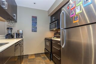 Photo 4: 203 1550 MARINER Walk in Vancouver: False Creek Condo for sale in "Mariners Point" (Vancouver West)  : MLS®# R2288697
