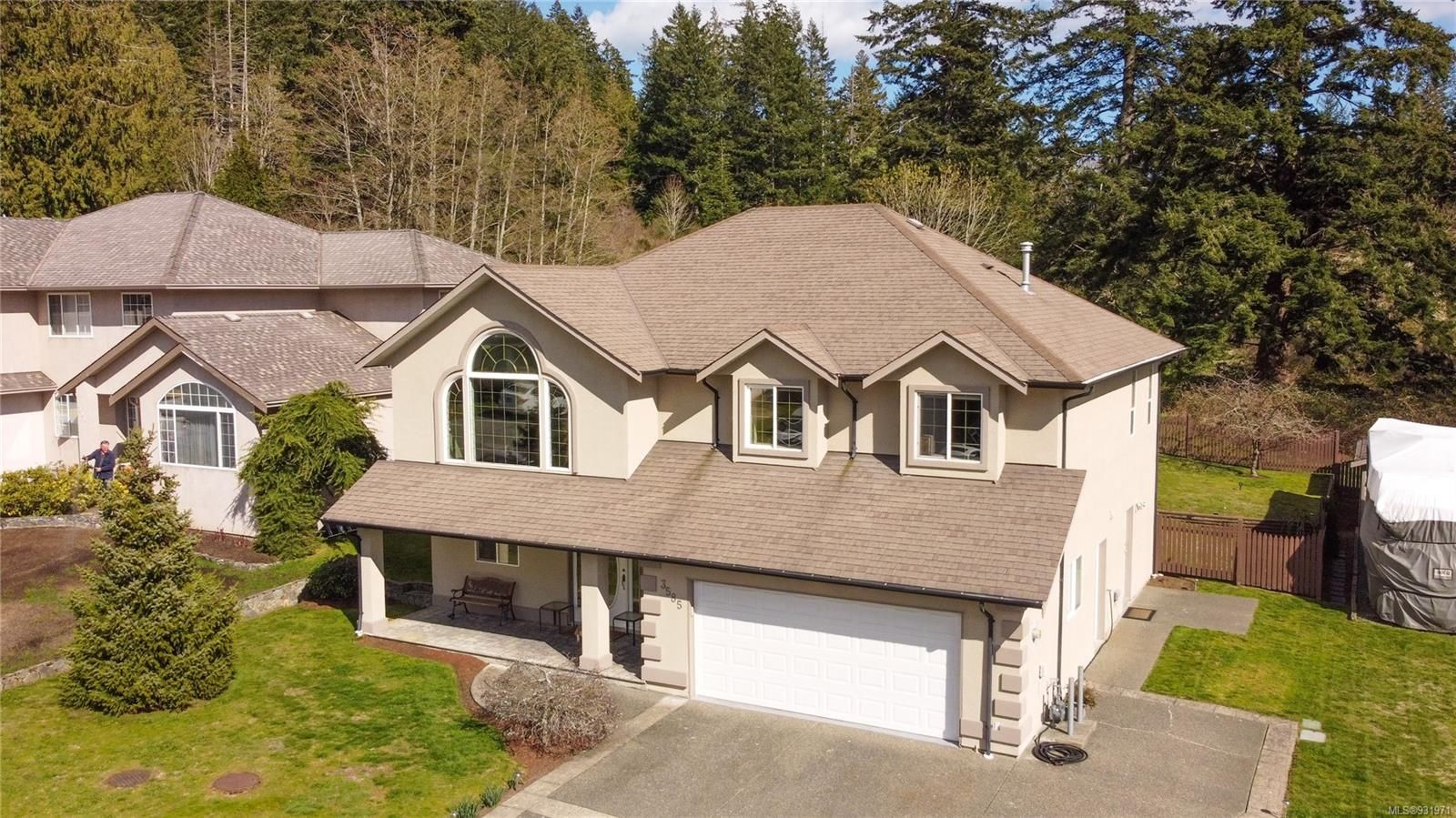 Main Photo: 3585 Kelly Dawn Pl in Langford: La Walfred House for sale : MLS®# 931971