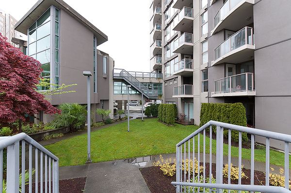 Photo 18: Photos: 805 1633 W 8TH Avenue in Vancouver: Fairview VW Condo for sale (Vancouver West)  : MLS®# V972144