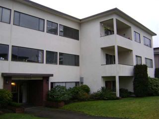 Photo 1: 103 2250 W 43RD Avenue in Vancouver: Kerrisdale Condo for sale in "CHARLTON COURT" (Vancouver West)  : MLS®# V866632