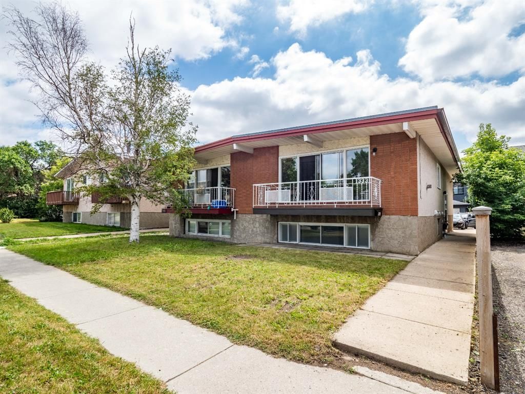 Main Photo: 1333 20 Avenue NW in Calgary: Capitol Hill Semi Detached for sale : MLS®# A1242580