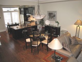 Photo 32: 104 2580 LANGDON Street in Abbotsford: Abbotsford West Townhouse for sale in "The Brownstones" : MLS®# F1128533