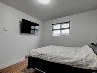 Photo 12: 910 Shearwater St in Esquimalt: Es Old Esquimalt Half Duplex for sale : MLS®# 892315