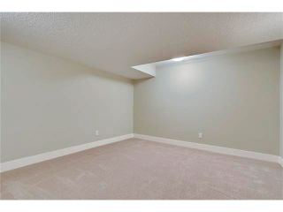 Photo 31: 5628 LODGE Crescent SW in Calgary: Lakeview House for sale : MLS®# C4070560