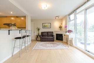 Photo 2: 401 9288 UNIVERSITY Crescent in Burnaby: Simon Fraser Univer. Condo for sale (Burnaby North)  : MLS®# R2813094