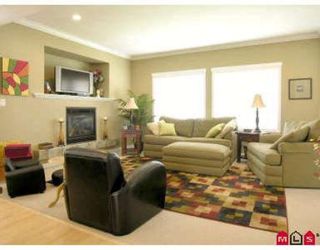 Photo 3: 7086 - 189 Street: House for sale (Cloverdale/Clayton Hills)  : MLS®# F2513132