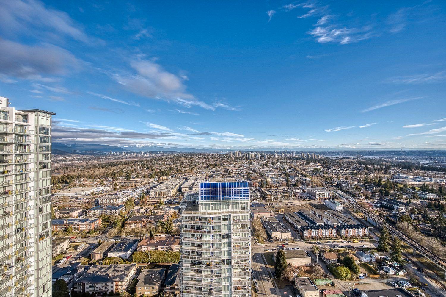 Main Photo: 3304 6699 DUNBLANE Avenue in Burnaby: Metrotown Condo for sale in "POLARIS" (Burnaby South)  : MLS®# R2745589