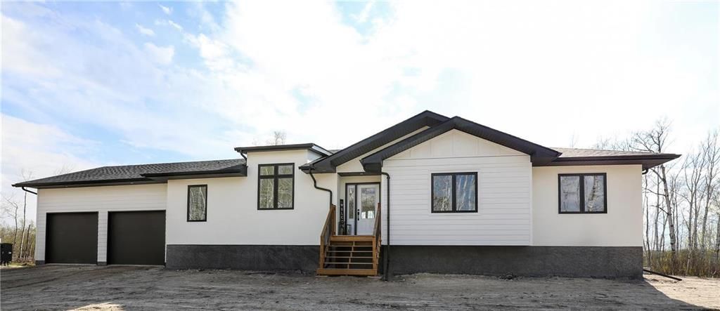 Main Photo: 53032 41 Road East in St Genevieve: R05 Residential for sale : MLS®# 202211446