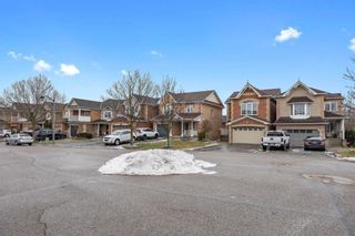 Photo 3: 28 Blanchard Court in Whitby: Brooklin House (2-Storey) for sale : MLS®# E5878474