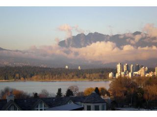 Main Photo: 307 2211 W 2ND Avenue in Vancouver: Kitsilano Condo for sale (Vancouver West)  : MLS®# V857369