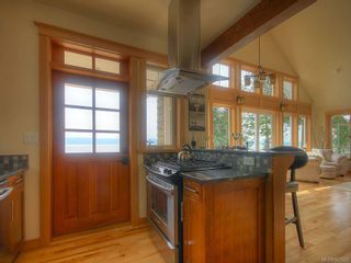 Photo 8: 2470 Lighthouse Point Rd in Sooke: Sk French Beach House for sale : MLS®# 867503