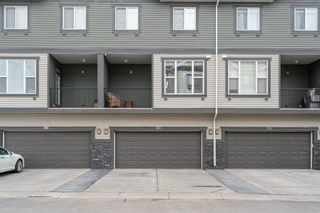 Photo 3: 253 New Brighton Walk SE in Calgary: New Brighton Row/Townhouse for sale : MLS®# A1203373