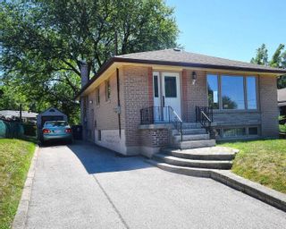 Photo 1: 5 Hurley Crescent in Toronto: Bendale House (Bungalow) for sale (Toronto E09)  : MLS®# E5730816