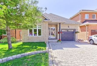 Photo 1: 126 Woodbury Crescent in Newmarket: Summerhill Estates House (Bungalow) for sale : MLS®# N6049900