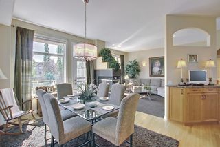 Photo 8: 31 Strathlea Common SW in Calgary: Strathcona Park Detached for sale : MLS®# A1147556