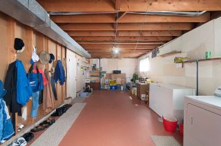 Photo 15: 7148 CARDINAL Court in Burnaby: Government Road House for sale (Burnaby North)  : MLS®# R2056449