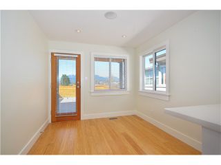 Photo 4: 527 E 30TH Avenue in Vancouver: Fraser VE House for sale in "MAIN" (Vancouver East)  : MLS®# V1004528