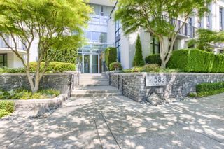 Photo 11: 1606 583 BEACH Crescent in Vancouver: Yaletown Condo for sale in "TWO PARK WEST" (Vancouver West)  : MLS®# R2783089
