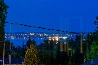 Photo 2: 1770 OTTAWA Place in West Vancouver: Ambleside House for sale : MLS®# R2705513