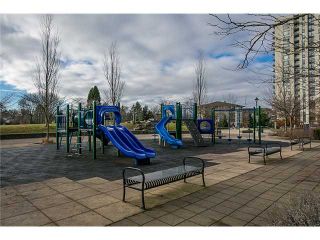 Photo 18: 801 3663 CROWLEY Drive in Vancouver: Collingwood VE Condo for sale in "LATITUDE" (Vancouver East)  : MLS®# V1040256