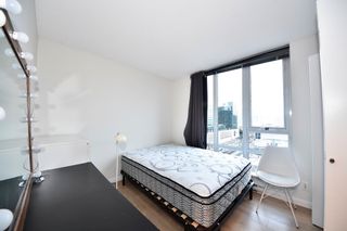 Photo 15: 2303 233 ROBSON Street in Vancouver: Downtown VW Condo for sale in "TV TOWER 1" (Vancouver West)  : MLS®# R2839770