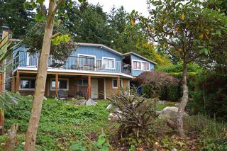 Photo 2: 4726 LAUREL Avenue in Sechelt: Sechelt District House for sale (Sunshine Coast)  : MLS®# R2288742