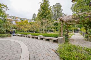Photo 22: 212 2655 CRANBERRY Drive in Vancouver: Kitsilano Condo for sale in "New Yorker" (Vancouver West)  : MLS®# R2727410